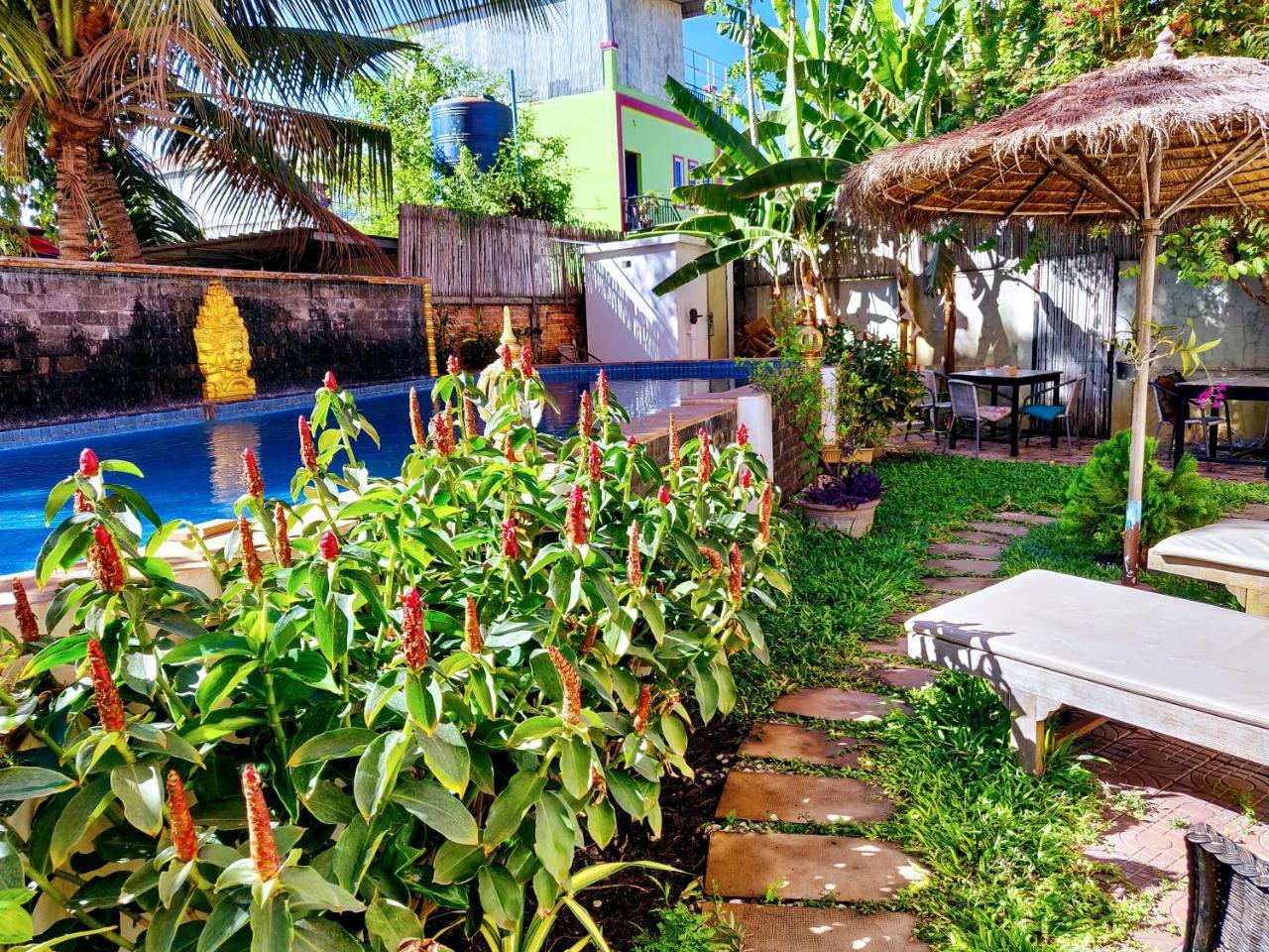 The Cashew Nut Villas 시엠리아프 외부 사진